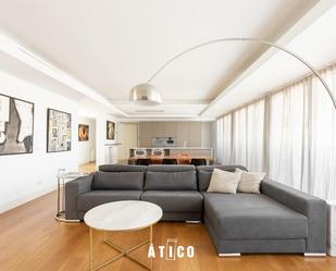 Living room of Attic to rent in  Barcelona Capital  with Air Conditioner, Heating and Terrace