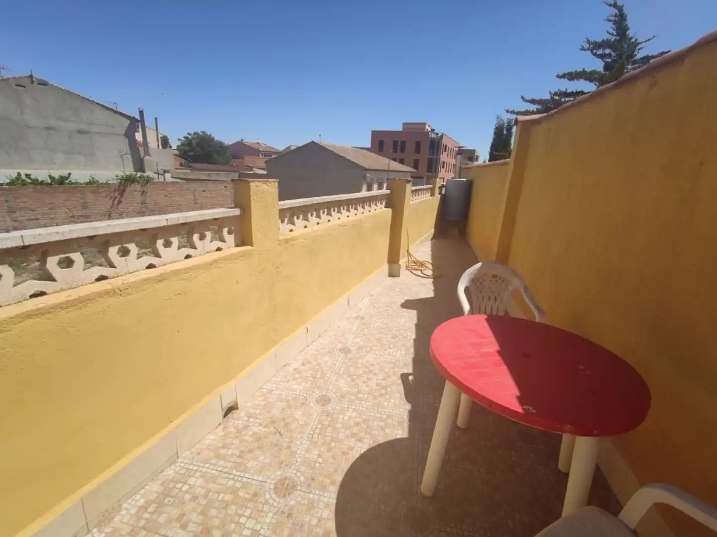 Terrasse von Einfamilien-Reihenhaus zum Verkauf in Carrión de Calatrava