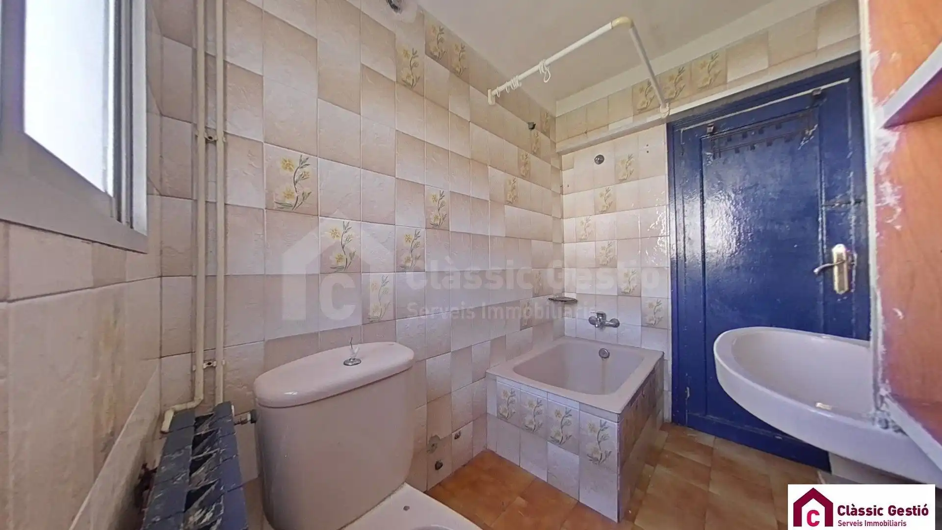 Baño de Piso en venta en Igualada
