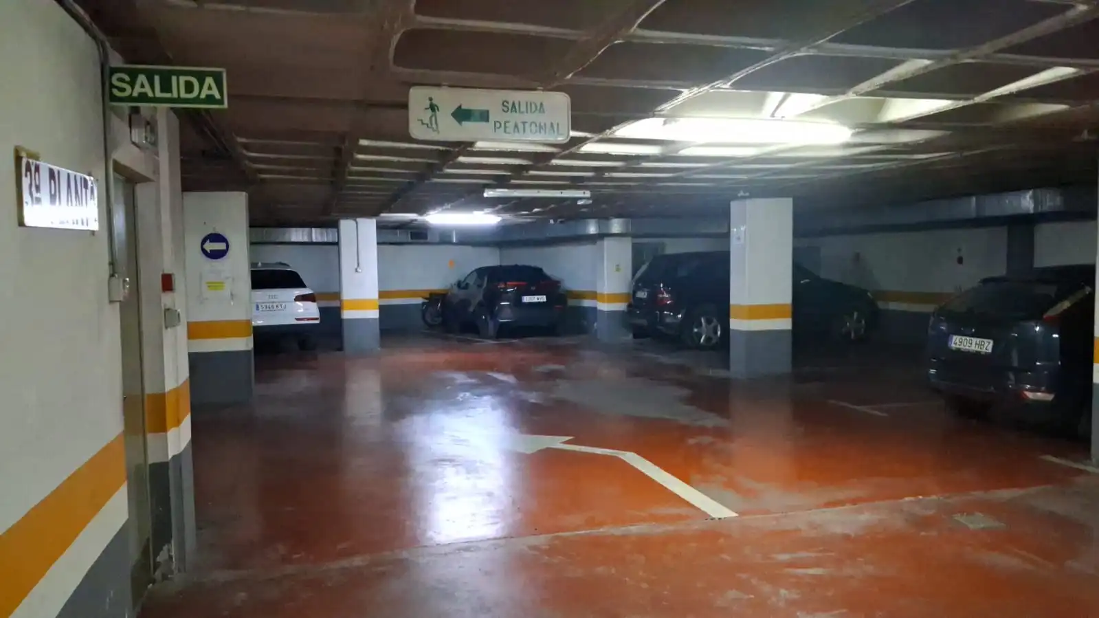 Parkplatz von Garage zur Miete in Elche / Elx