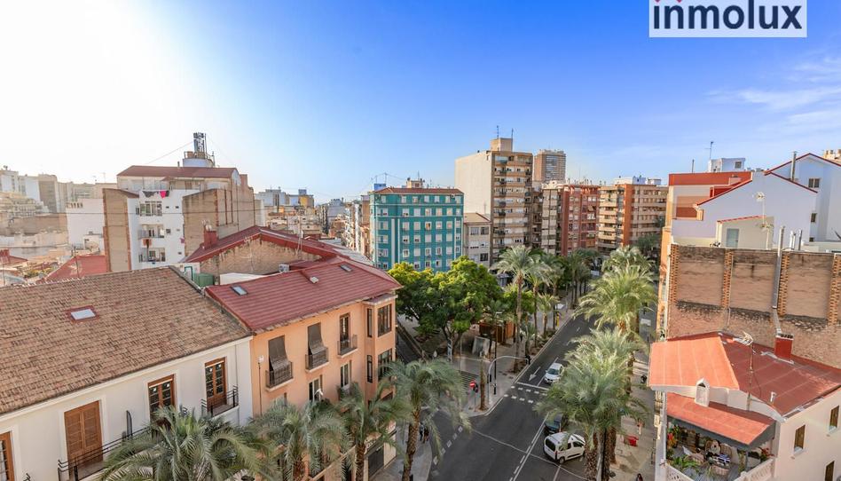 Photo 1 of Flat for sale in Avda. Poeta Carmelo Calvo, Mercado, Alicante