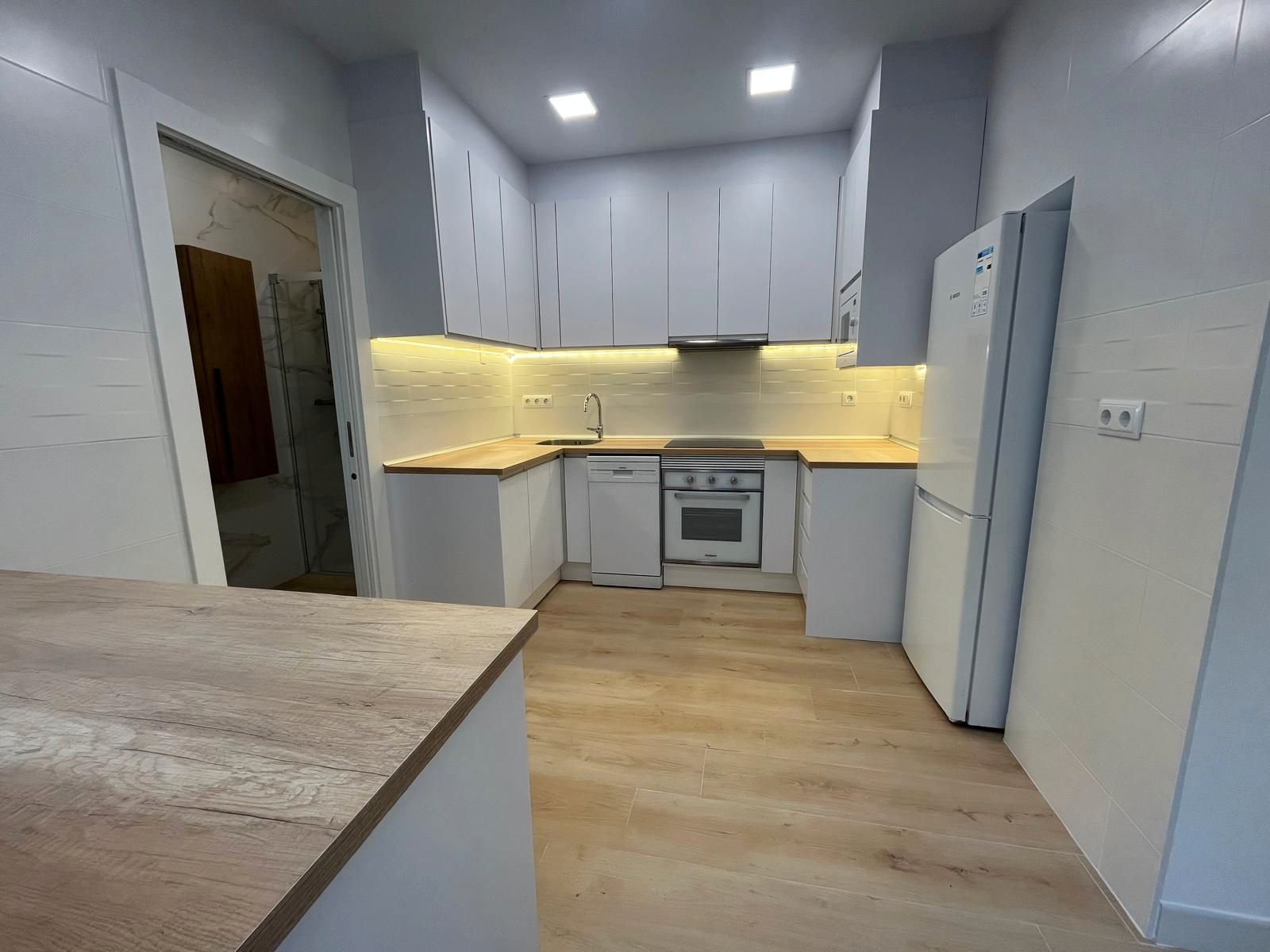 Kitchen of Flat to rent in Cartagena  with Private garden and Storage room