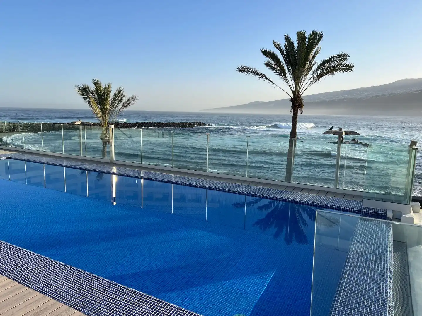 Piscina de Apartament de lloguer en Puerto de la Cruz amb Terrassa i Balcó