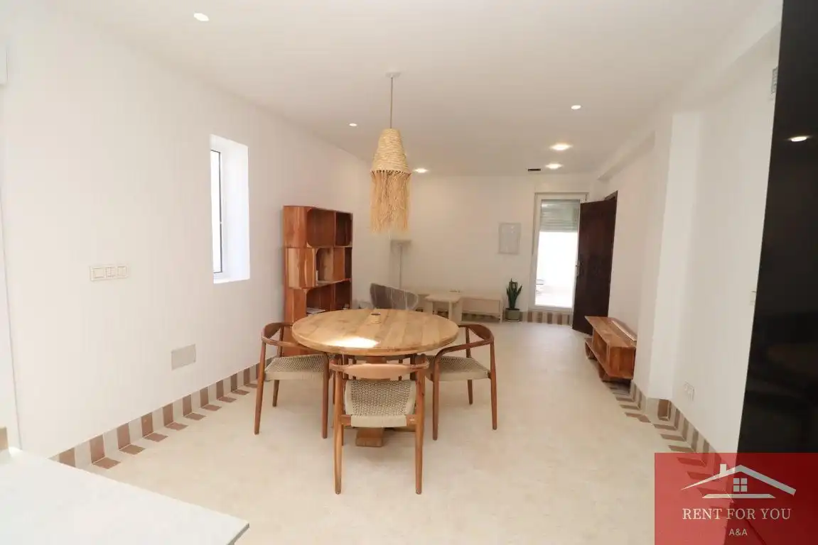 Comedor de Piso de alquiler en Alhaurín El Grande con Aire acondicionado, Terraza y Amueblado