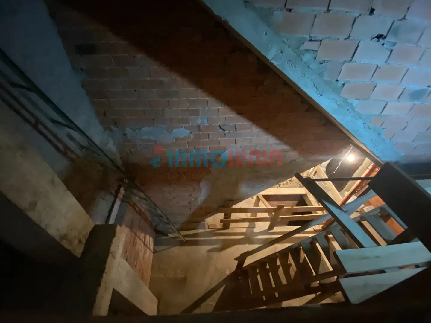Piso en venta en Segura con Trastero