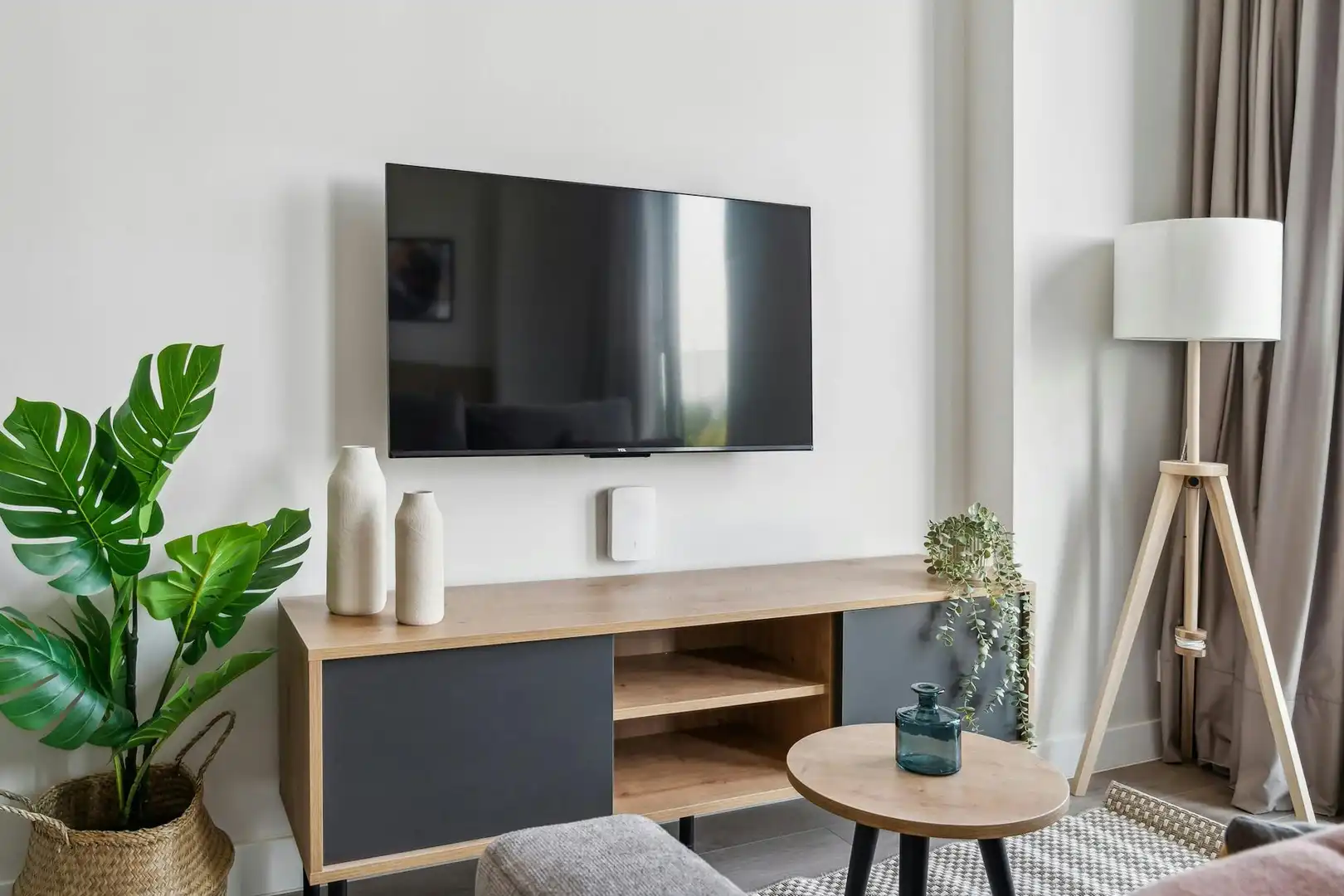 Living room of Flat for rent in Madrid  with Air Conditioner, Heating and Private garden