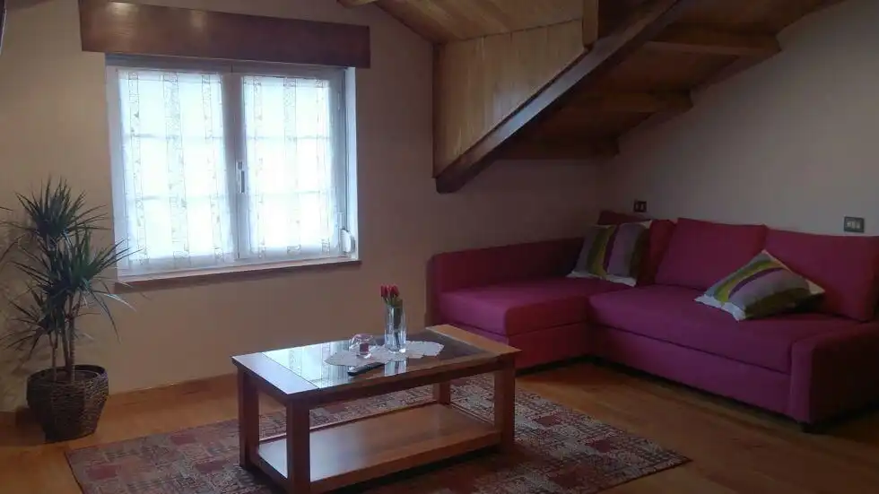 Sala de estar de Finca rústica en venta en Tapia de Casariego con Calefacción, Jardín privado y Parquet