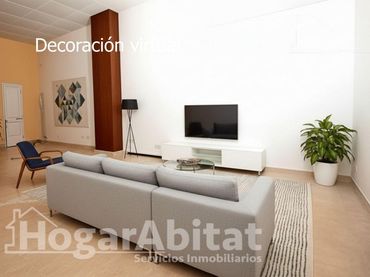 Casa con balcone in vendita a Calle CRISTOFOL COLOM