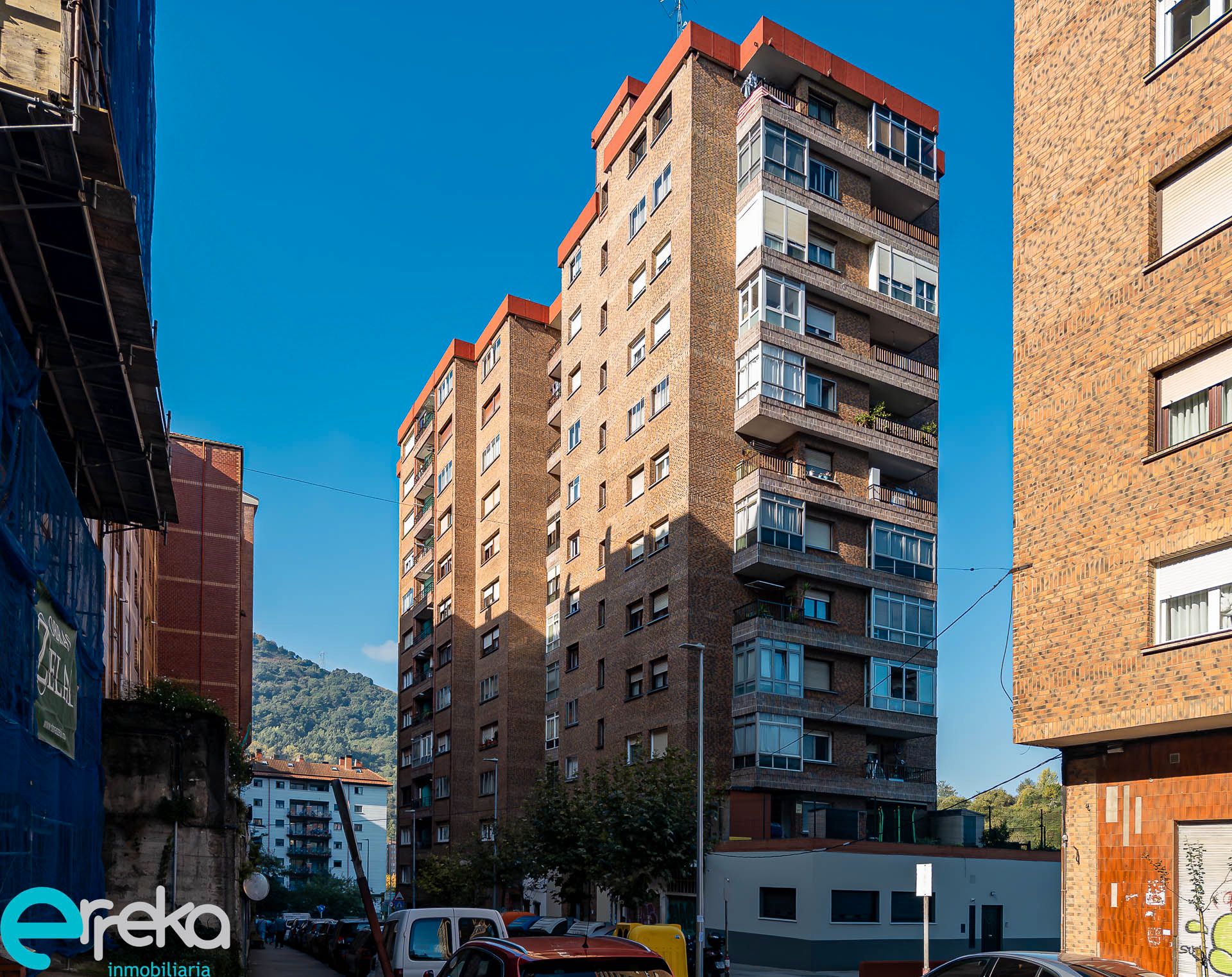 Exterior view of Flat for sale in Bilbao   with Heating, Terrace and Furnished