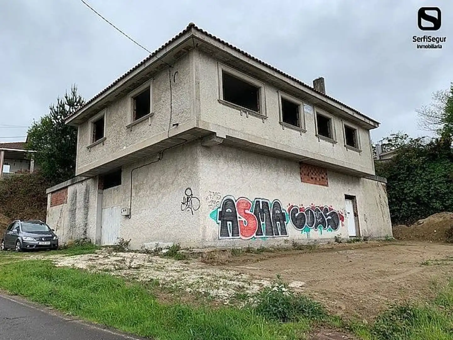Vista exterior de Casa o xalet en venda en Arteixo amb Jardí privat i Terrassa