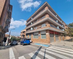 Exterior view of Garage for sale in Figueres