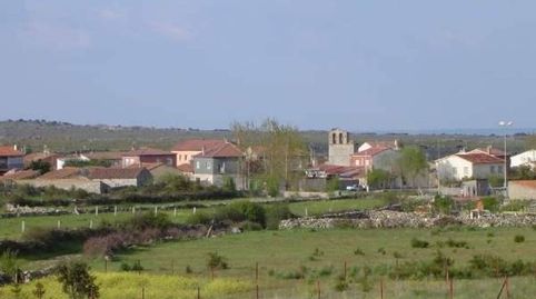 Chalet independiente en venta en Avila. ALAMADILLA DEL BERROCAL
