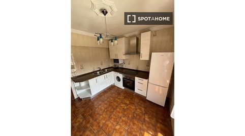 Foto 3 de Habitació a Bagatza - San Vicente, Barakaldo