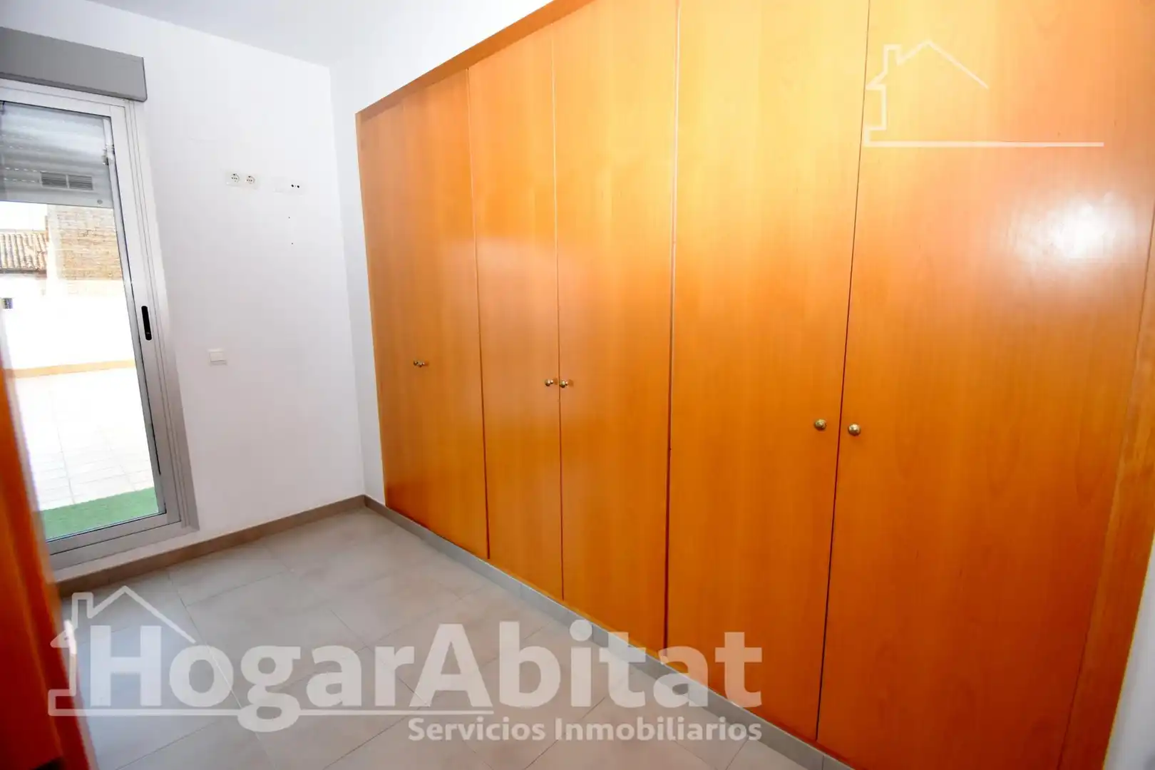 Schlafzimmer von Wohnung zum Verkauf in Massanassa mit Klimaanlage, Heizung und Terrasse