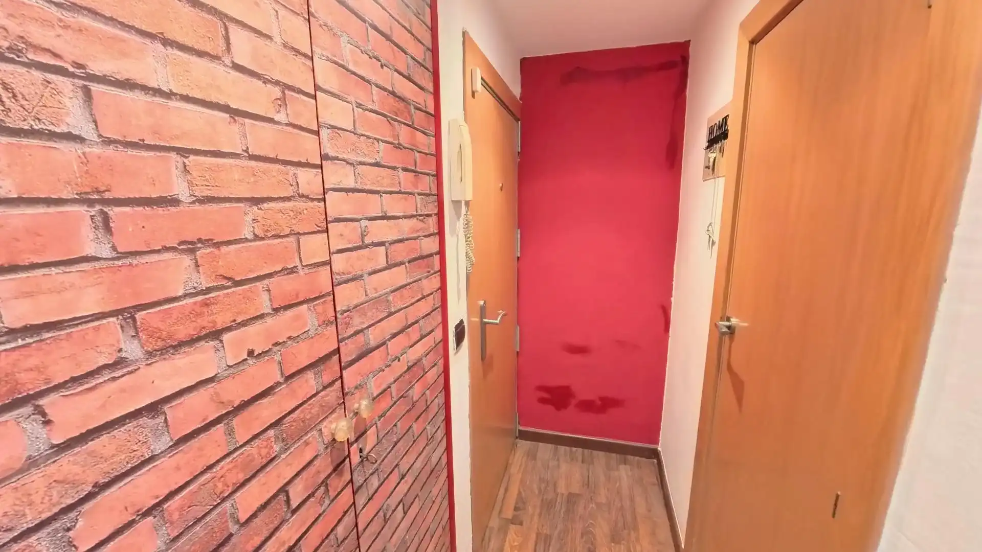 Wohnung zum Verkauf in Barcelona mit Klimaanlage, Parkett und Möbliert