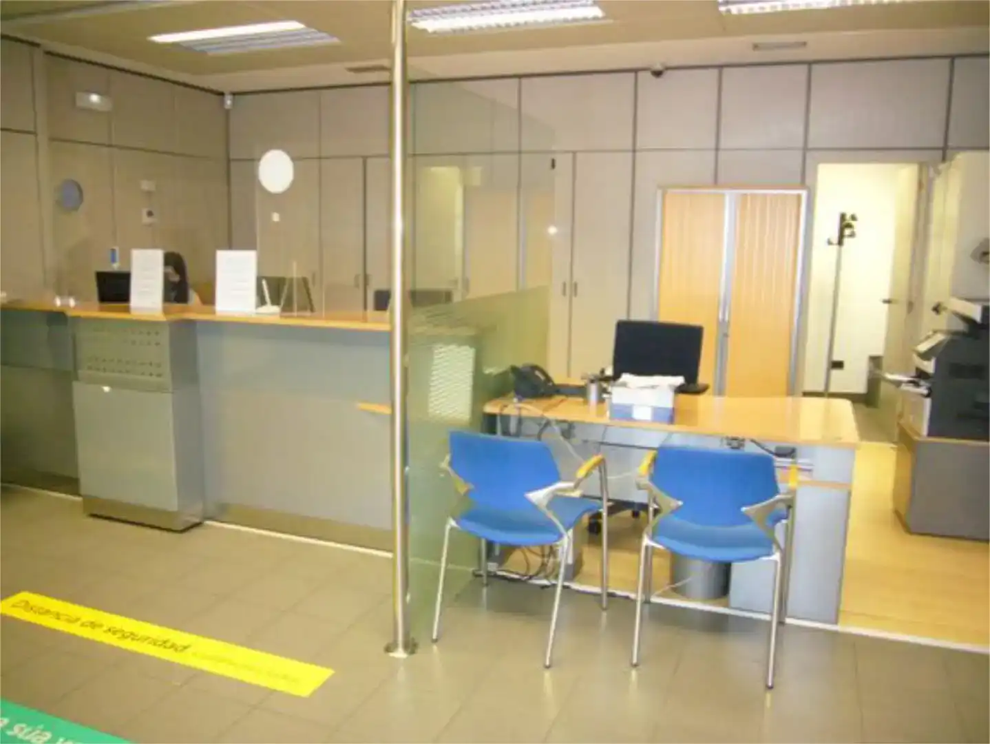 Local en venta en Cospeito con Aire acondicionado y Amueblado