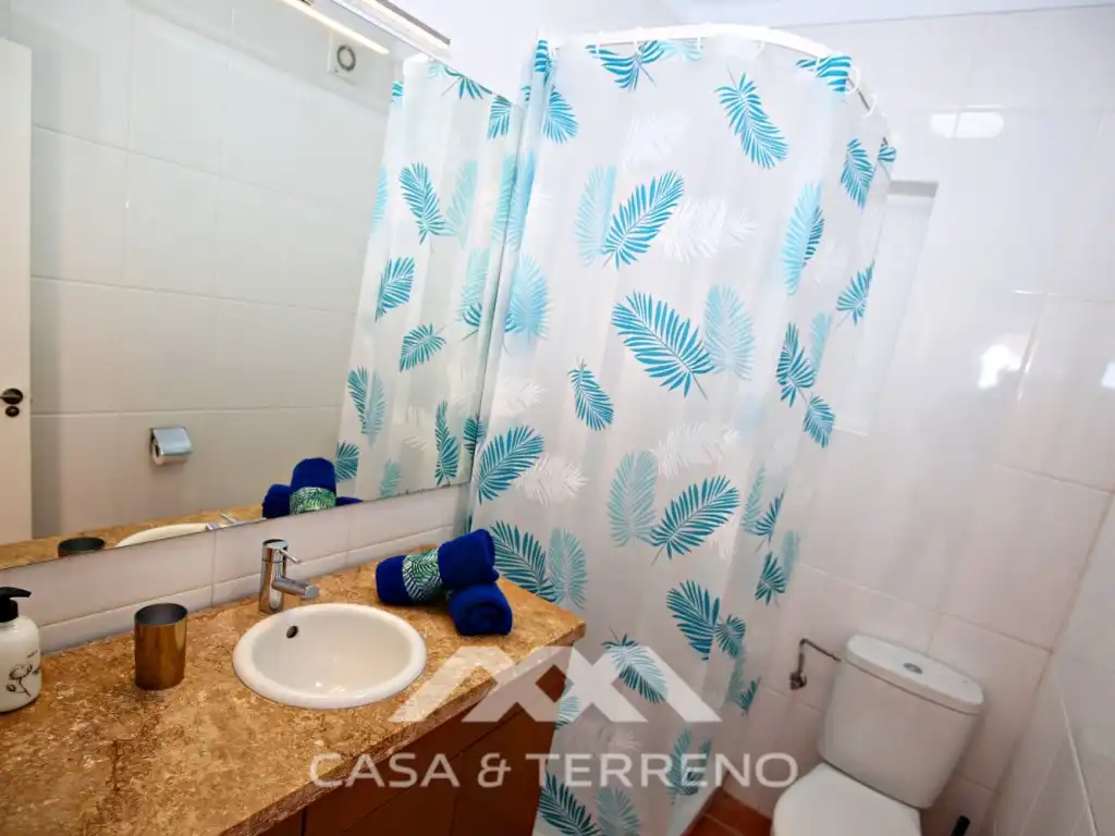 Baño de Casa o chalet en venta en Vélez-Málaga con Aire acondicionado, Piscina y TV