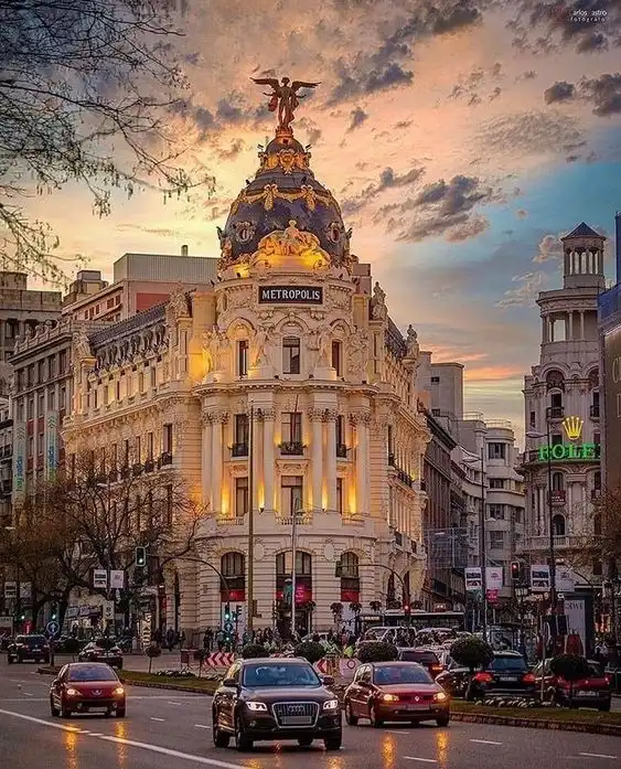 Vista exterior de Pis en venda en Madrid amb Aire condicionat, Calefacció i Moblat