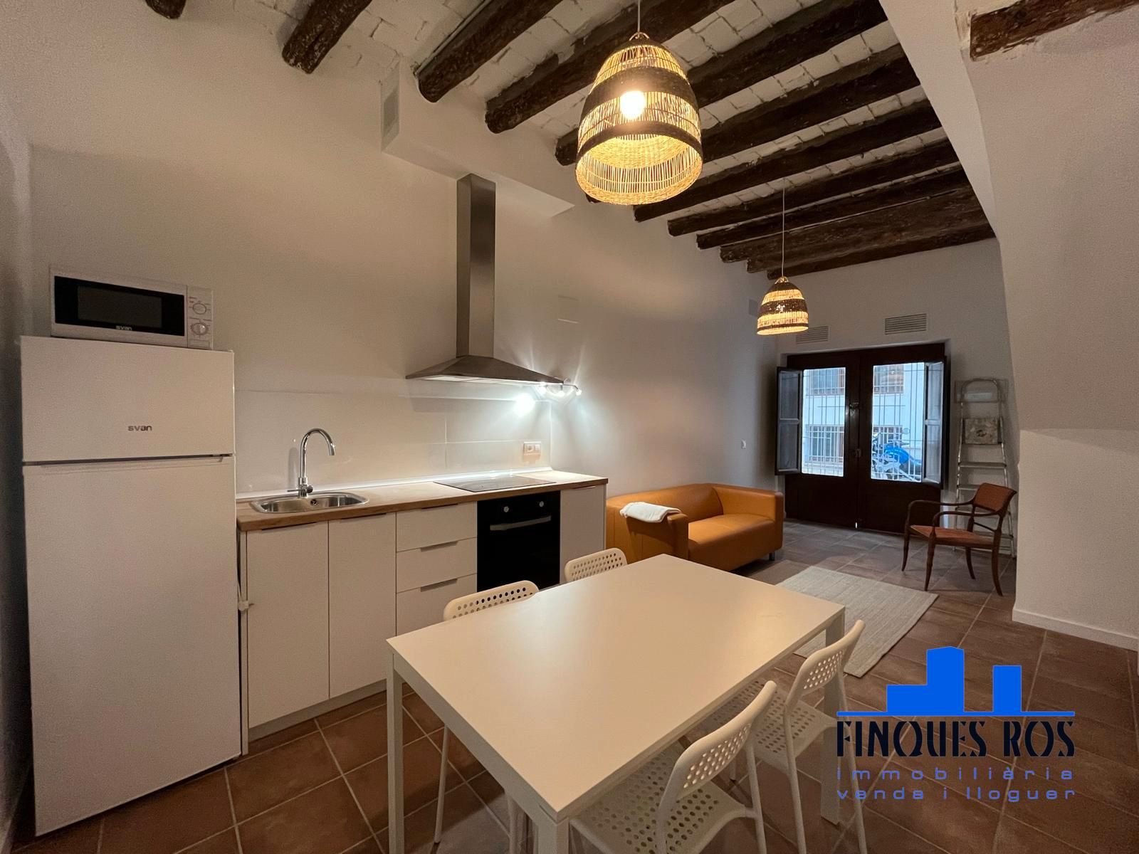 Cocina de Planta baja de alquiler en Vinaròs con Amueblado, Horno y Lavadora
