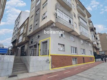 Business premises for sale in INSÚA