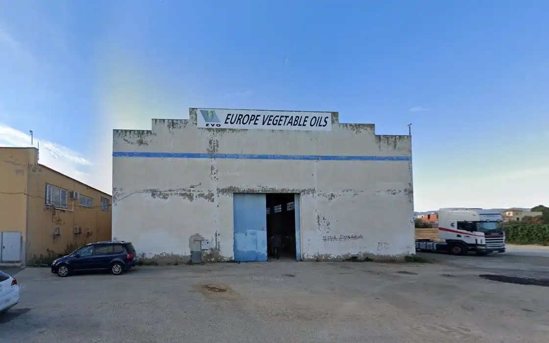 Exterior view of Industrial buildings for sale in Riudecols