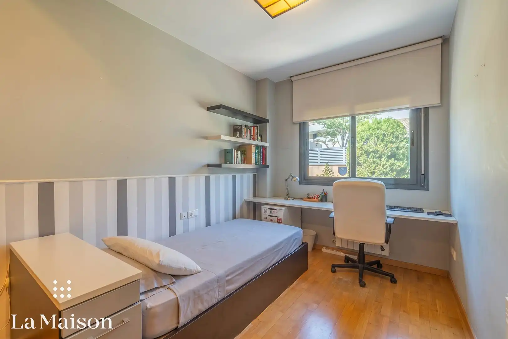 Habitación de Casa adosada en venta en Cabrils con Aire acondicionado, Calefacción y Jardín privado