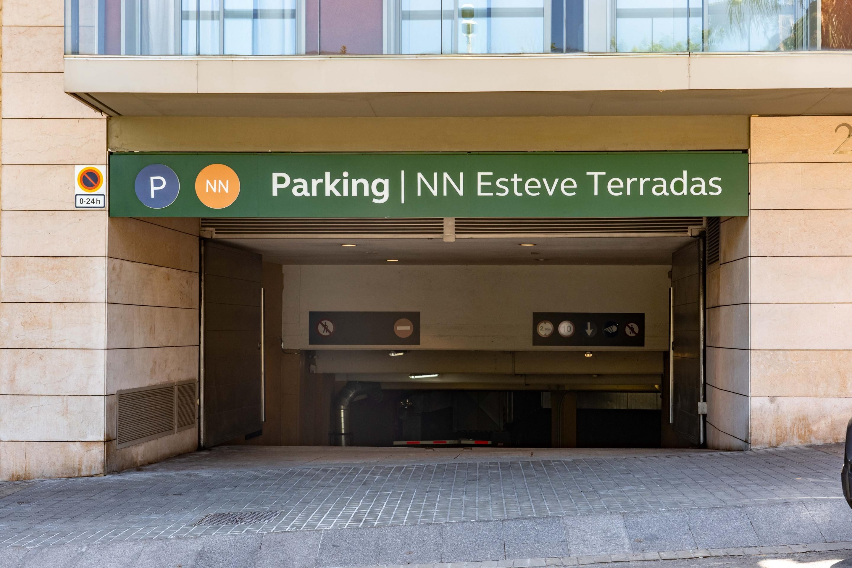Aparcament de Garatge de lloguer en  Barcelona Capital