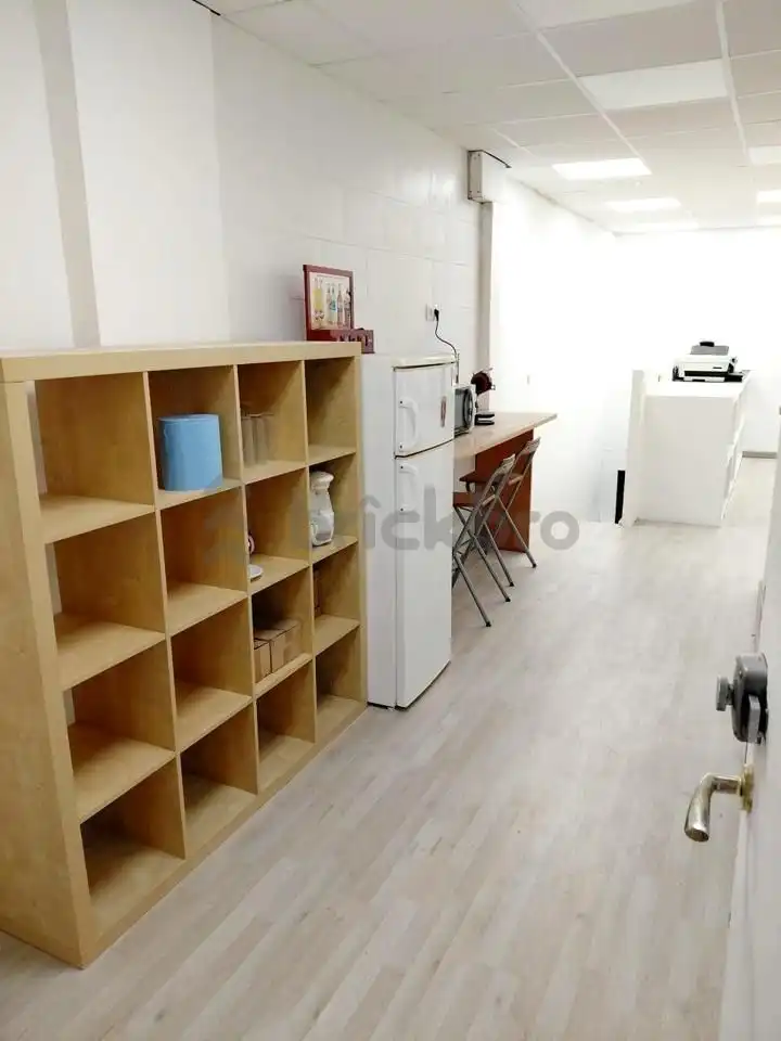 Local commercial à vendre à calle dels Cedres, imagen 9