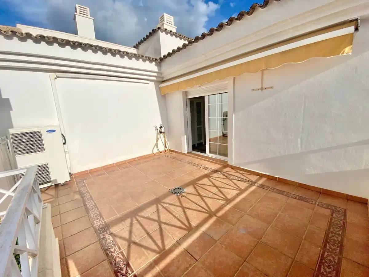Terrassa de Àtic de lloguer amb opció a compra en Marbella amb Aire condicionat, Terrassa i Moblat