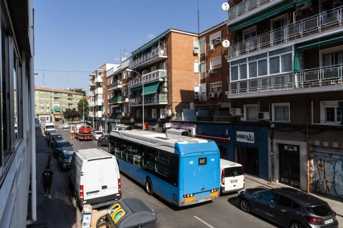 Exterior view of Apartments for share in Madrid  with Air Conditioner, Furnished and Oven