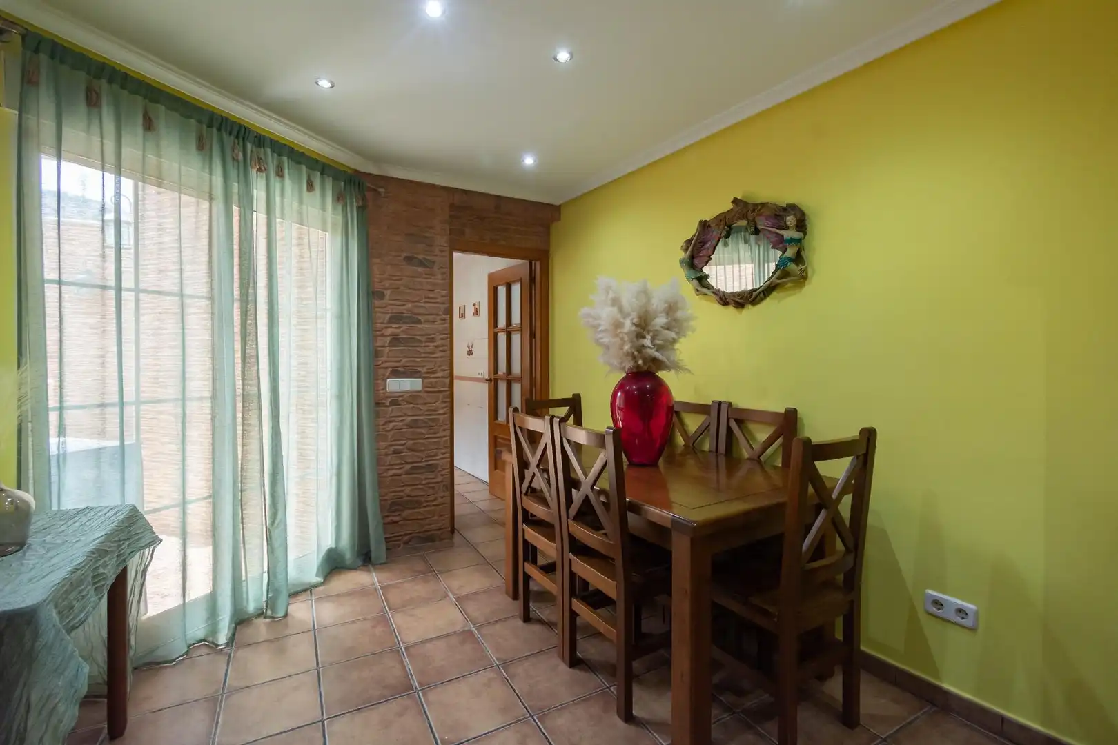 Menjador de Casa o xalet en venda en La Unión amb Aire condicionat i Terrassa