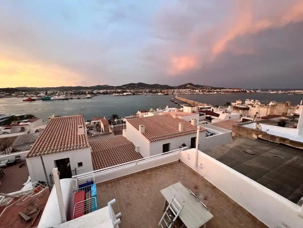 Dúplex en venta en Eivissa con Calefacción, Terraza y Amueblado