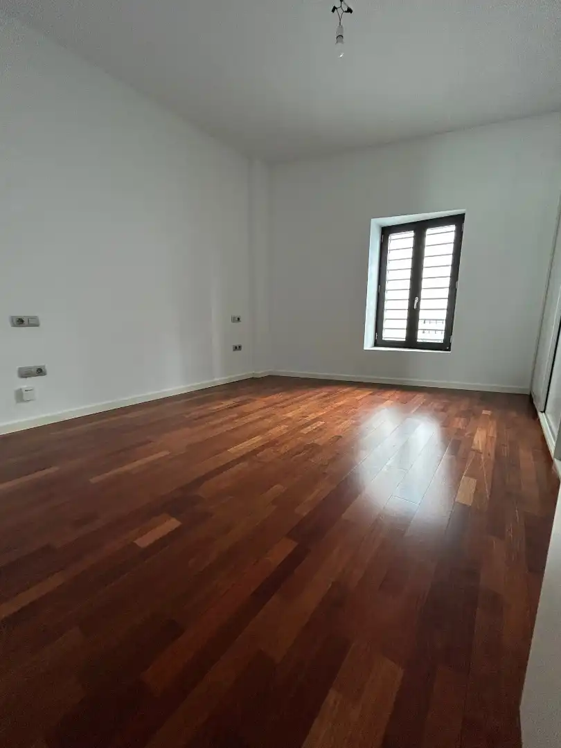 Dúplex de alquiler en Sevilla con Aire acondicionado, Calefacción y Parquet
