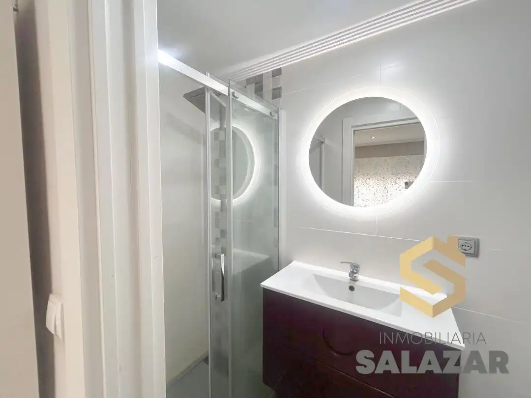 Bany de Apartament de lloguer en Bilbao  amb Calefacció i Balcó