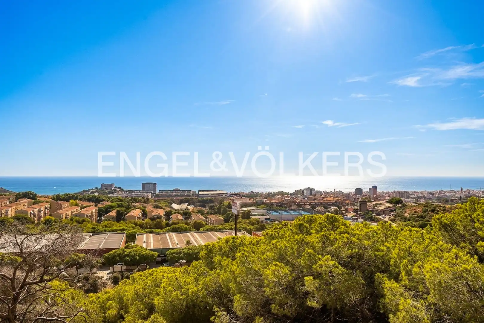 Vista exterior de Casa o chalet en venta en Badalona con Calefacción y Jardín privado