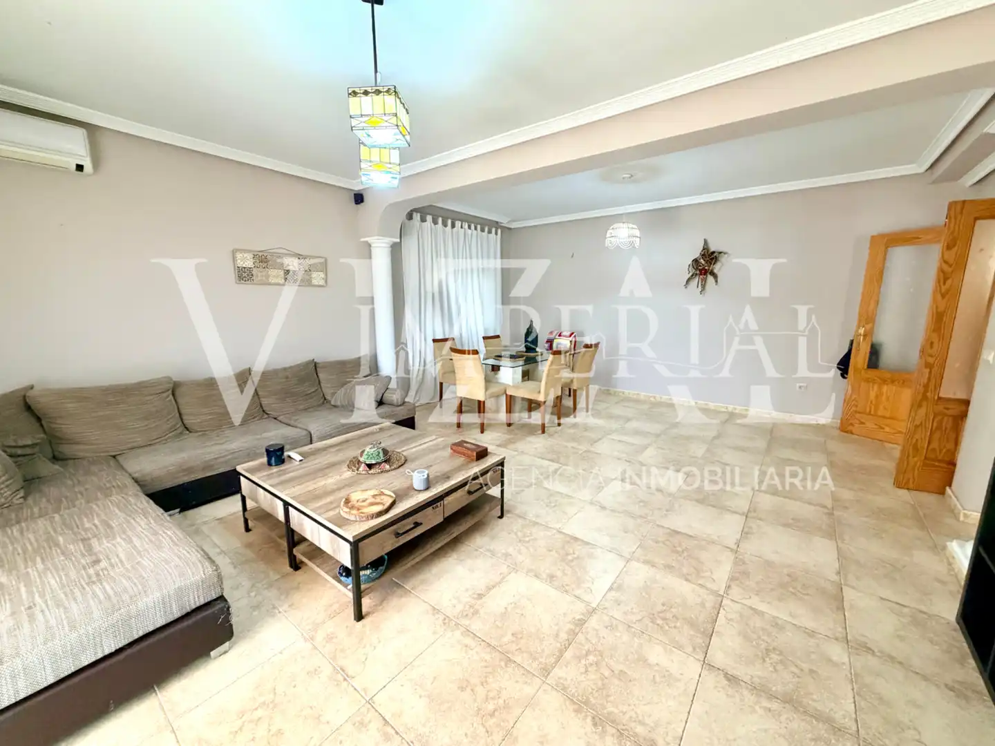 Sala d'estar de Casa o xalet en venda en Barcience amb Aire condicionat, Calefacció i Jardí privat