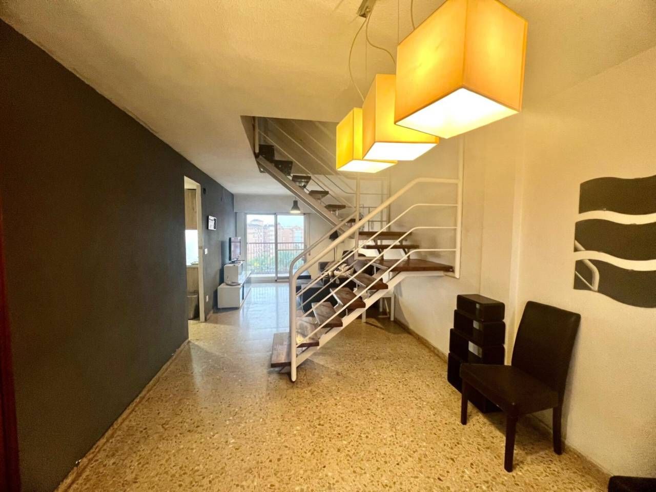 Dúplex en venta en Alicante / Alacant con Balcón, Alarma y Piscina comunitaria