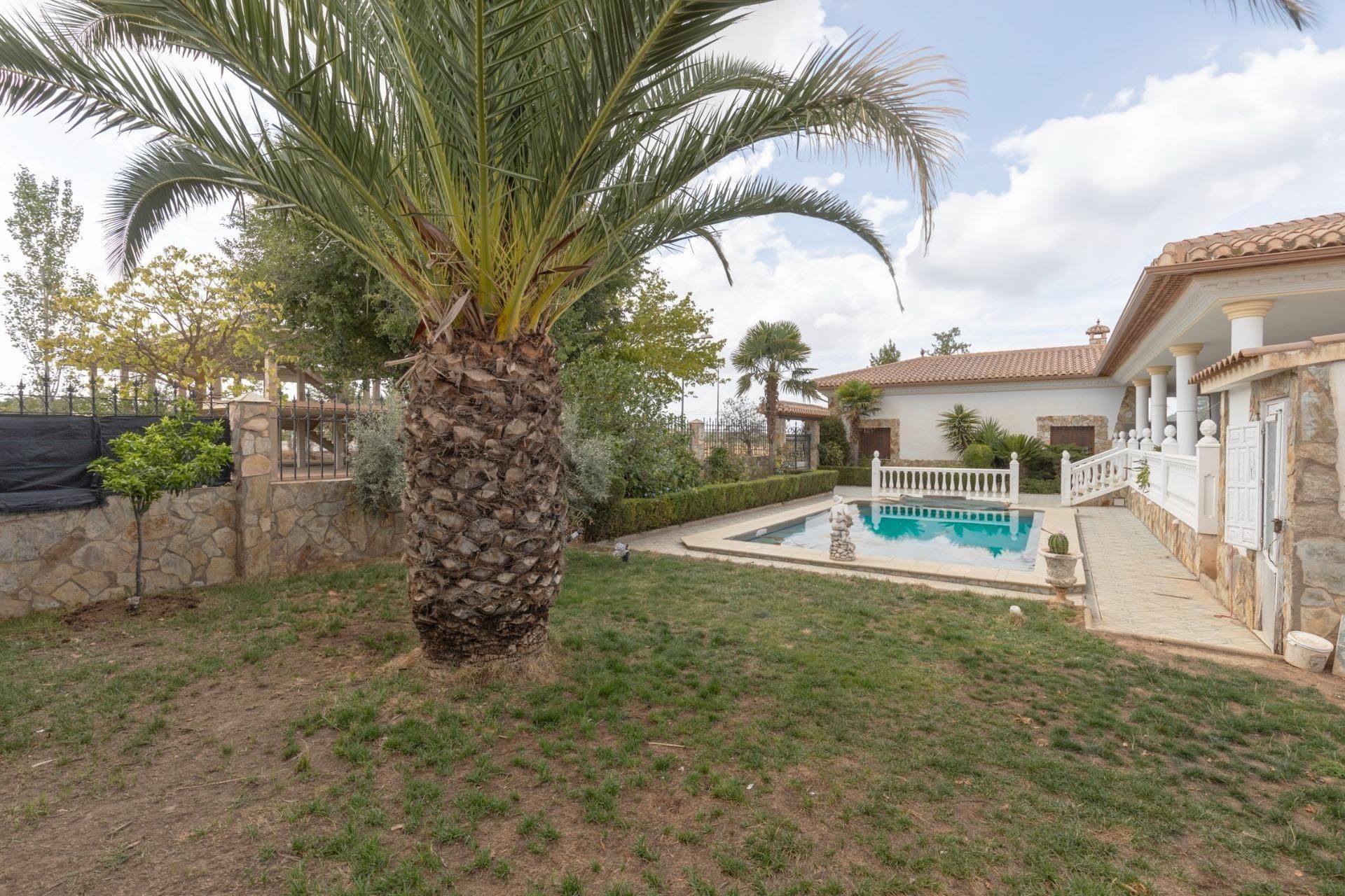 House or chalet for sale in Calle ALIXARES DEL TEMPLE, Ventas de Huelma
