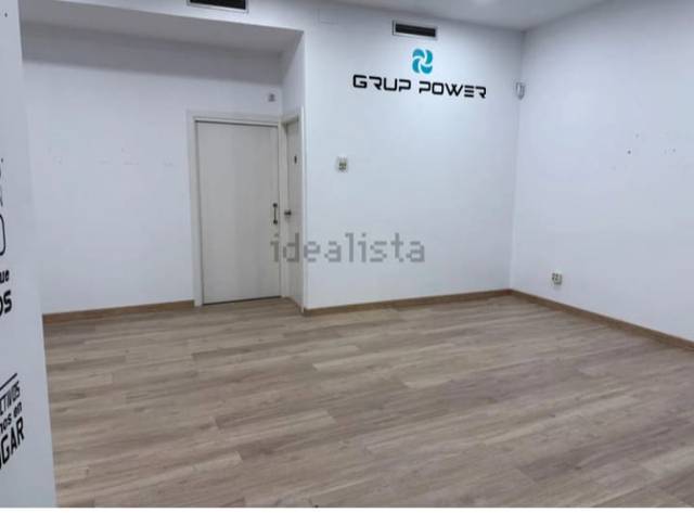 Local comercial en Alquiler en Carrer Verge de Montserrat, 25 en Can Tiana