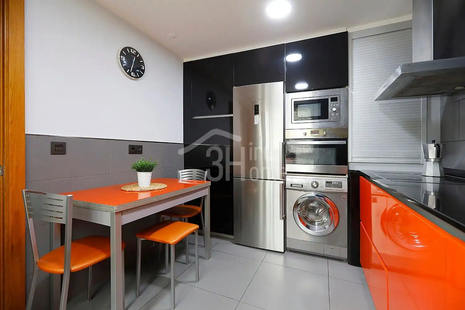 Kitchen of Flat for sale in Irun   with Heating