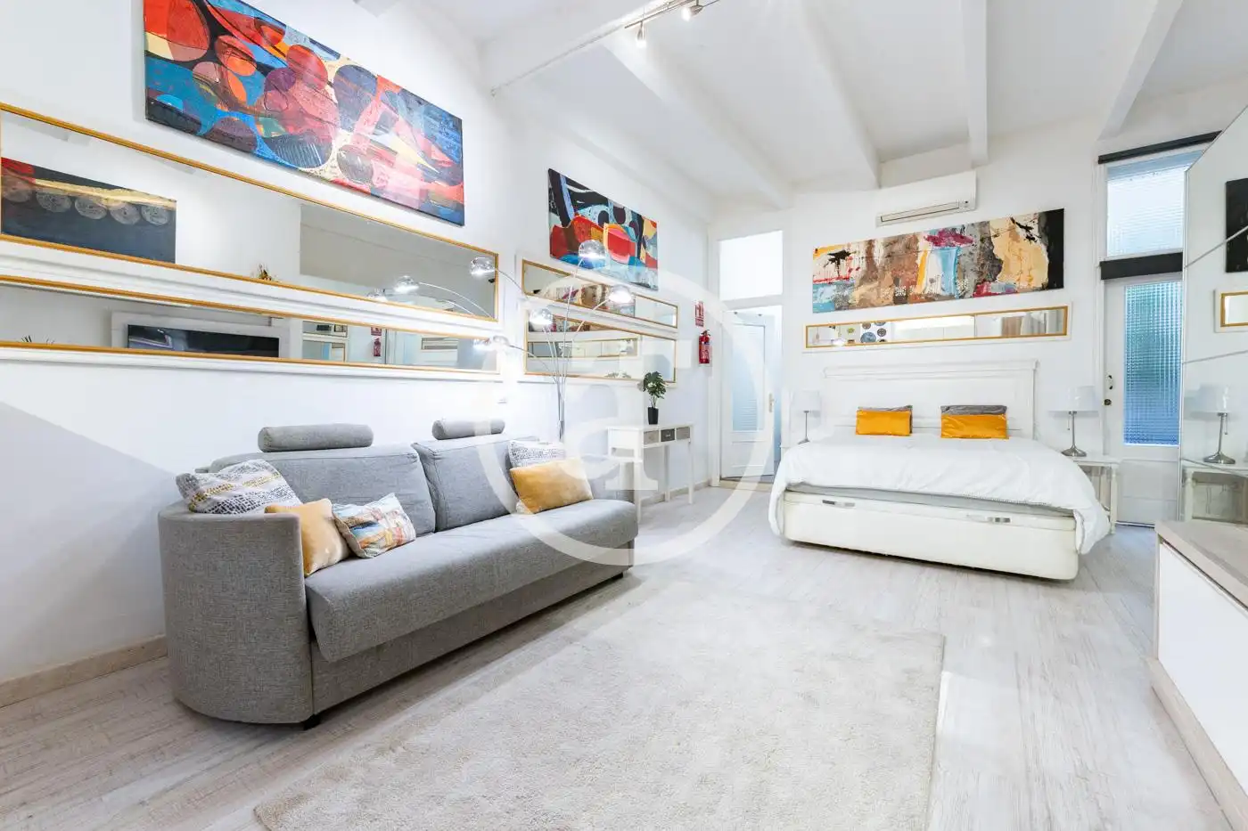 Living room of Study for rent in Madrid  with Air Conditioner, Heating and Furnished