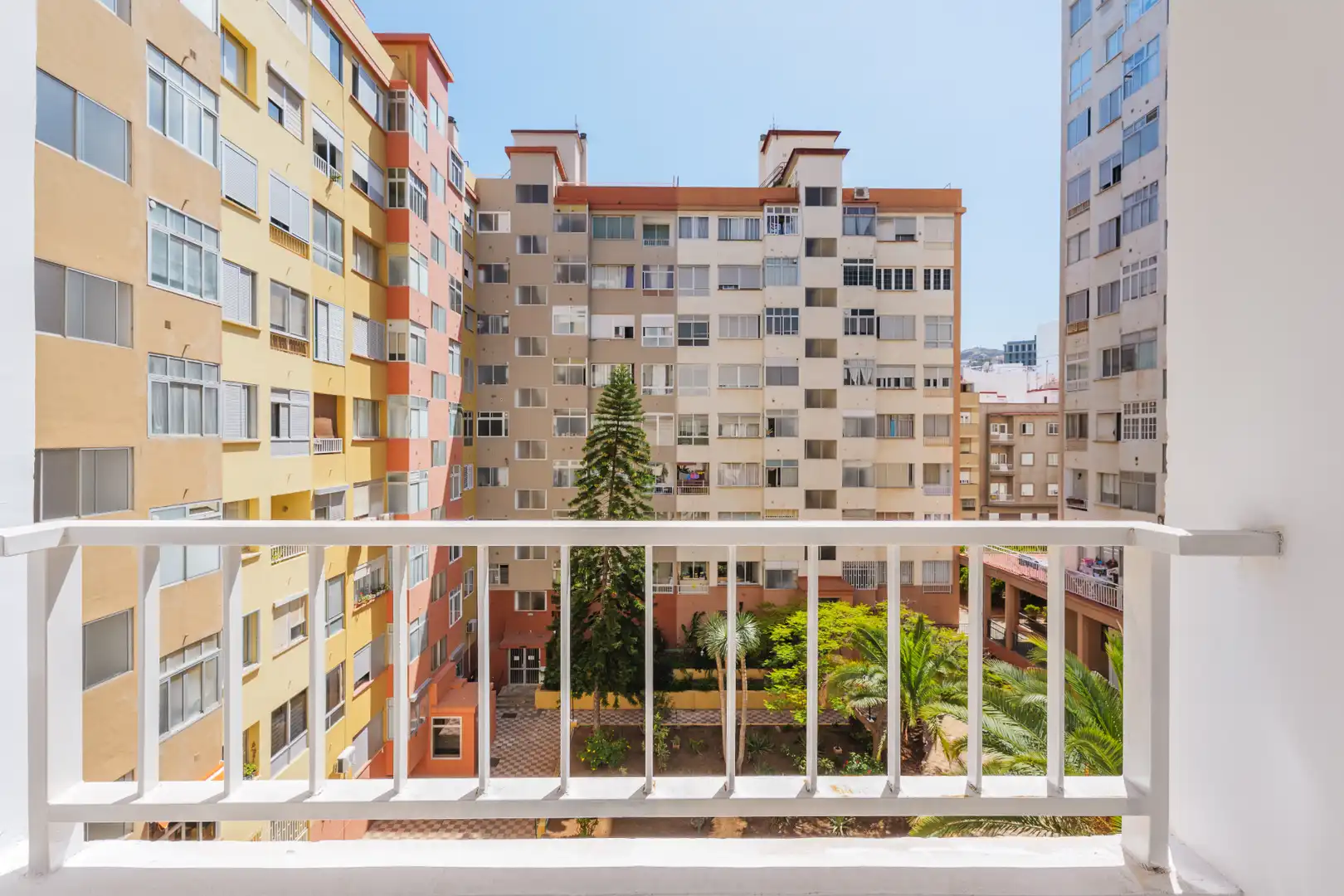 Terraza de Piso en venta en Santa Cruz de Tenerife con Terraza, Trastero y Horno
