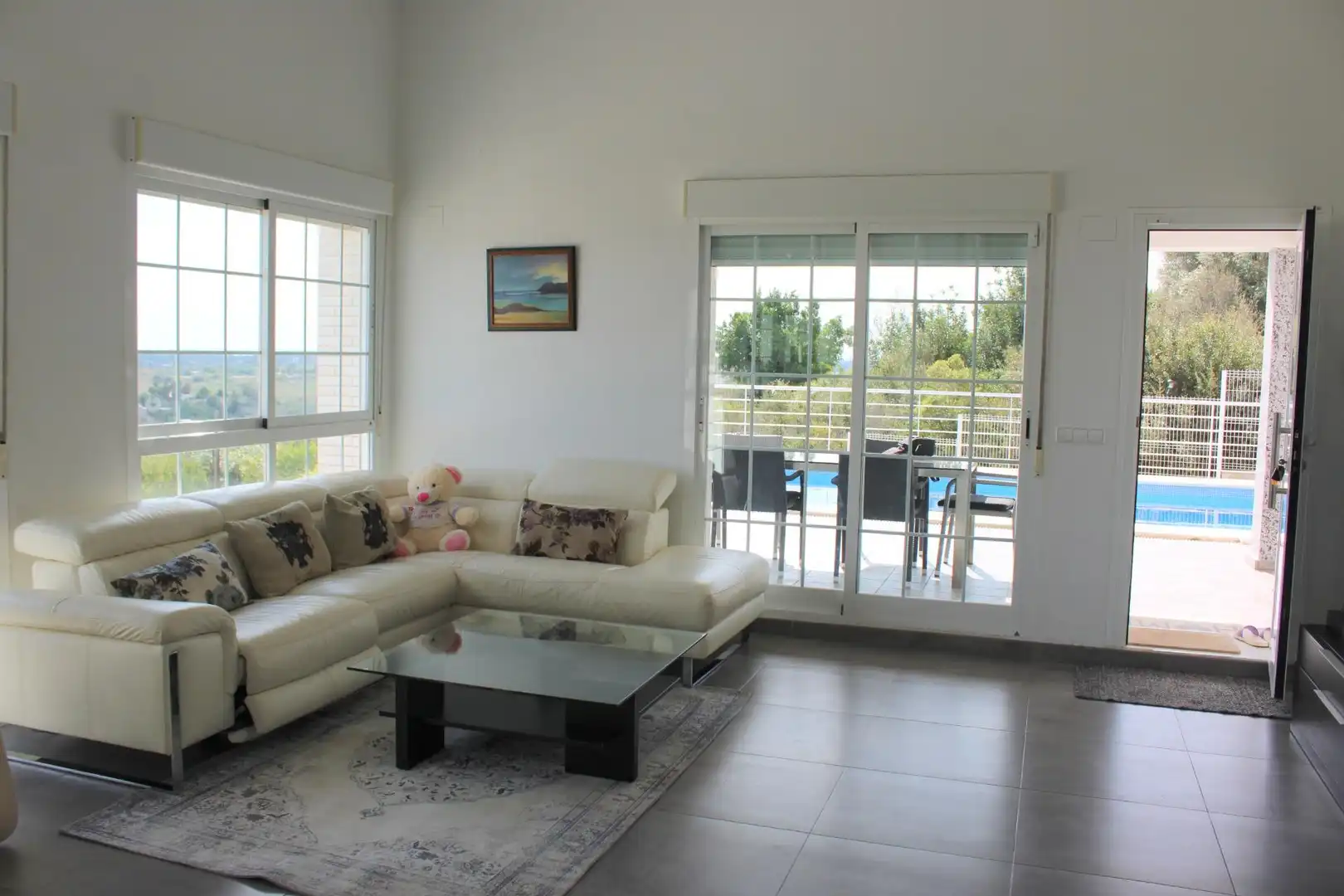 Sala d'estar de Casa o xalet en venda en Oliva amb Aire condicionat, Jardí privat i Terrassa