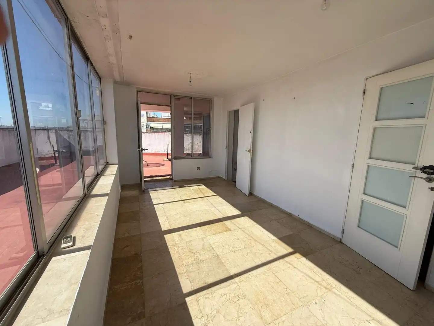 Dachboden zur Miete in Sevilla mit Klimaanlage und Terrasse