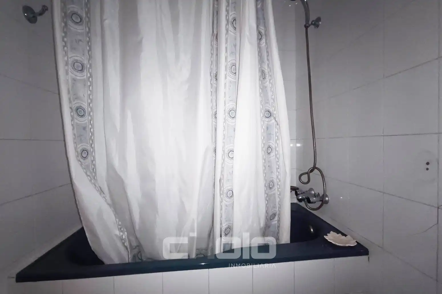 Badezimmer von Wohnung zum Verkauf in Lugo mit Heizung, Terrasse und Balkon