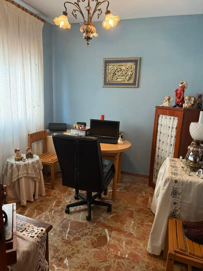 Habitación de Casa adosada en venta en Algeciras