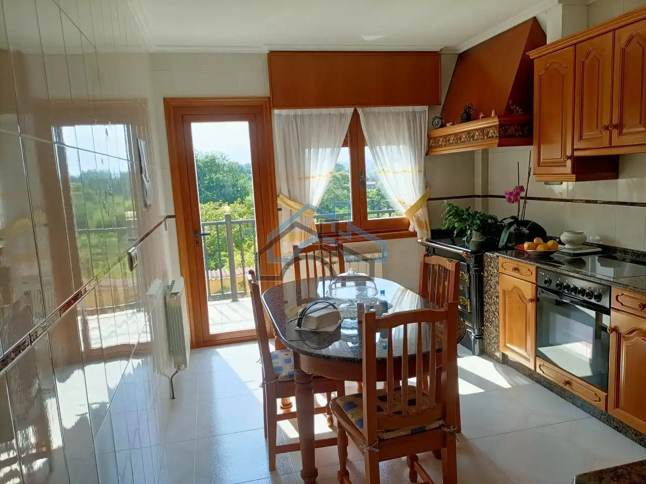 Villa mit Terrasse zum Verkauf in Cambre, imagen 2