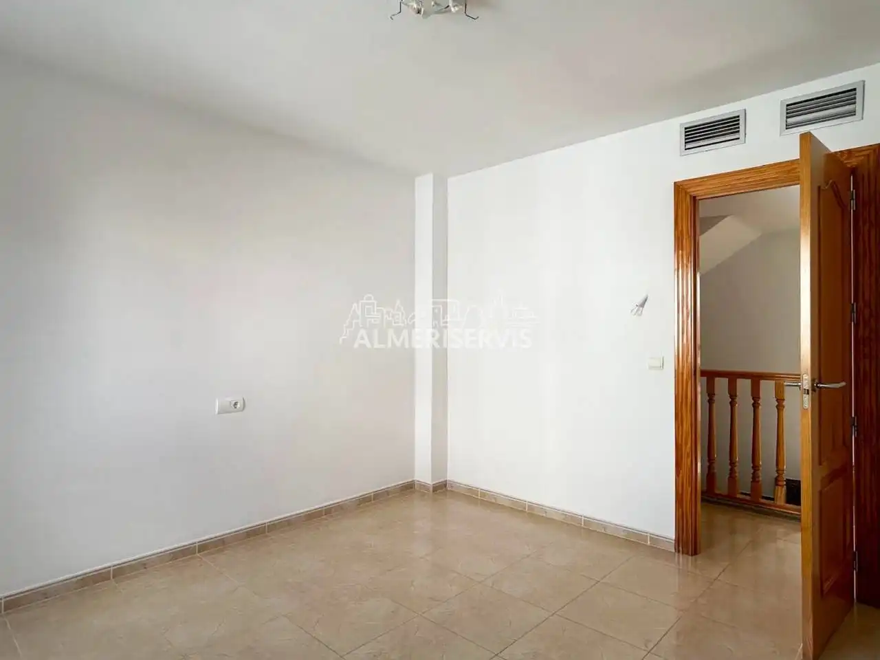 Dormitori de Casa o xalet en venda en El Ejido amb Terrassa i Piscina