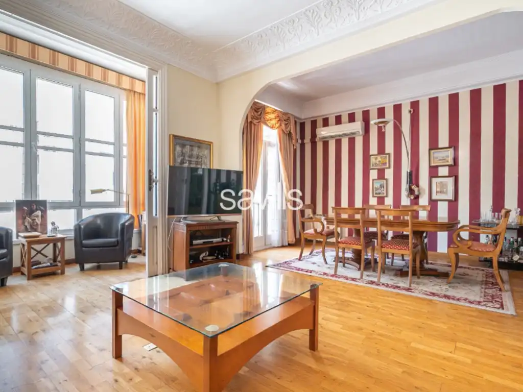 Sala d'estar de Apartament en venda en Barcelona amb Aire condicionat, Terrassa i Balcó