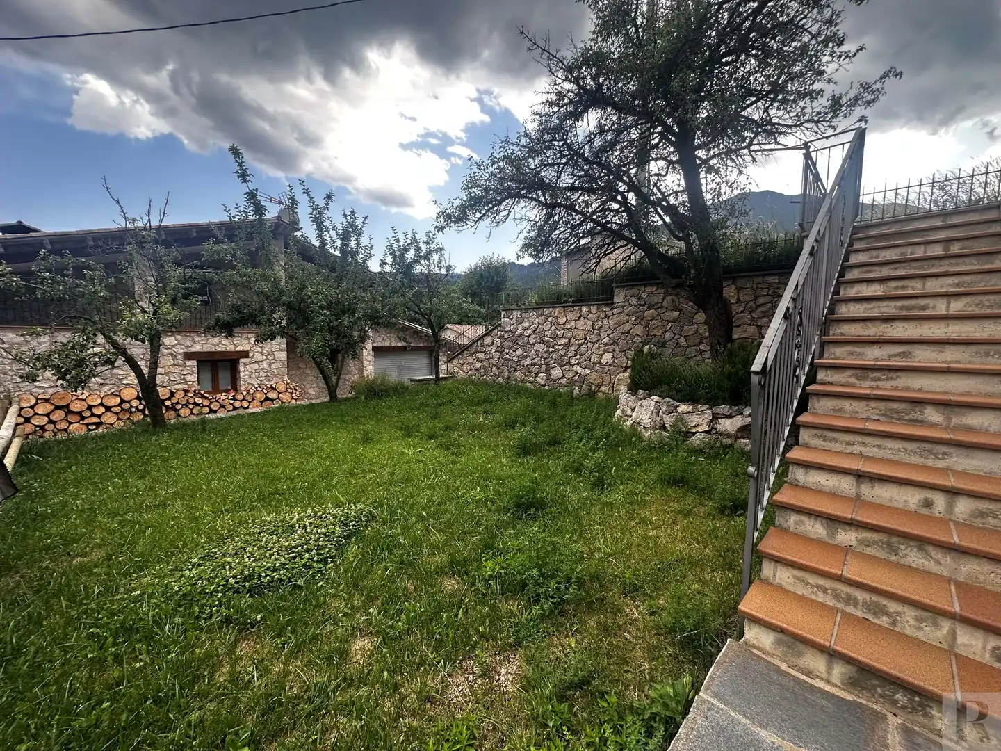 Garten von Einfamilien-Reihenhaus zur Miete in Vallcebre mit Heizung und Terrasse